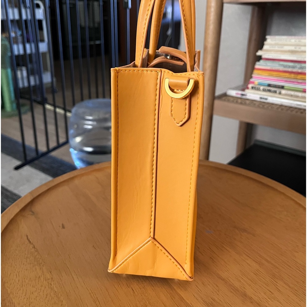 N21 Yellow Leather Mini Shopper - Picture 7 of 8